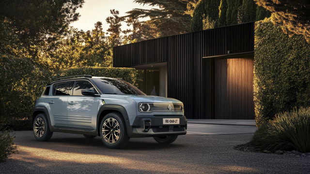 Renault abre los pedidos del 4 E-Tech 100% eléctrico con autonomía de hasta 409km y desde 29.900 euros.