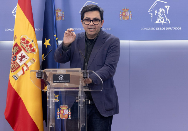 El diputado de Sumar y secretario primero de la Mesa del Congreso, Gerardo Pisarello, a 18 de febrero de 2025, en Madrid (España).