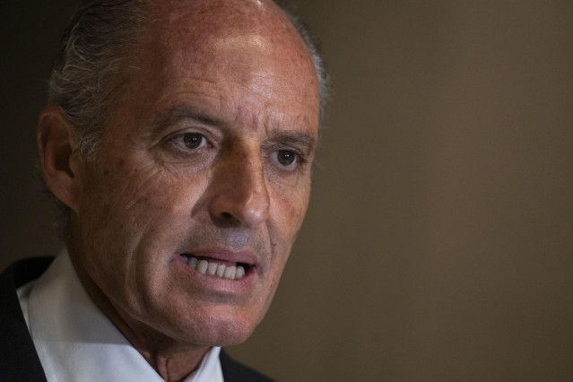 Archivo - El 'expresident' de la Generalitat Francisco Camps en una rueda de prensa