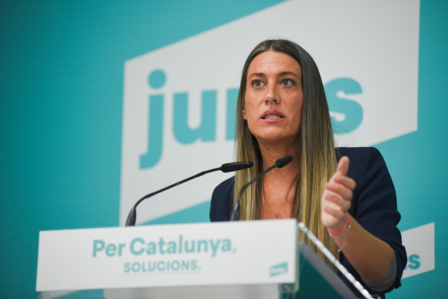 La portavoz en el Congreso de Junts, Miriam Nogueras, durante una rueda de prensa, a 4 de marzo de 2024, en Barcelona, Catalunya (España).