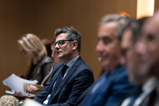 El ministro de la Presidencia Justicia y Relaciones con las Cortes, Félix Bolaños, a 6 de marzo de 2025, en Barcelona, Catalunya (España).