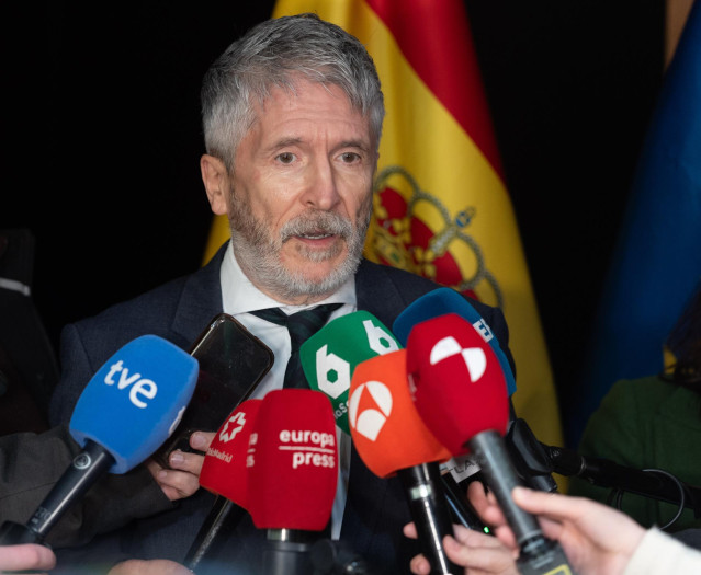 El ministro del Interior, Fernando Grande-Marlaska, durante la conmemoración del Día Europeo de las Víctimas del Terrorismo, en el Museo Arqueológico Nacional