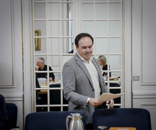 El síndic del PP en Les Corts Valencianes, Juanfran Pérez Llorca, este martes en la junta de portavoces