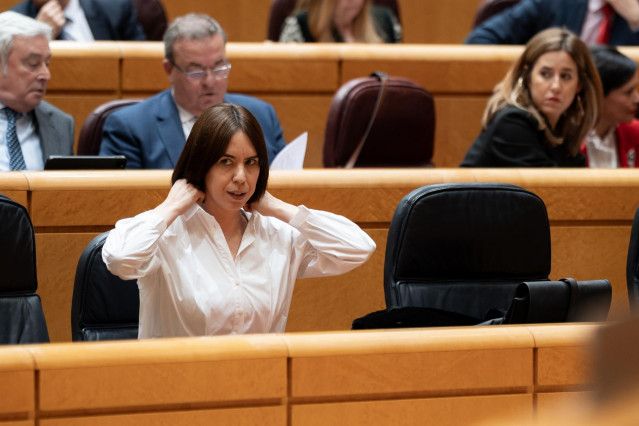 La ministra de Ciencia, Innovación y Universidades, Diana Morant, durante una sesión de control en el Senado, a 11 de marzo de 2025, en Madrid (España).
