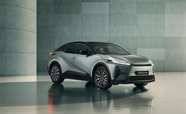 Toyota presenta el nuevo C-HR+ eléctrico con autonomía de hasta 600km y disponible a finales de 2025.