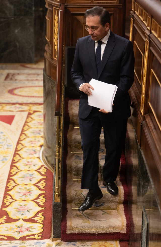 El ministro de Asuntos Exteriores, Unión Europea y Cooperación, José Manuel Albares, tras intervenir durante un pleno en el Congreso de los Diputados, a 12 de marzo de 2025, en Madrid (España).