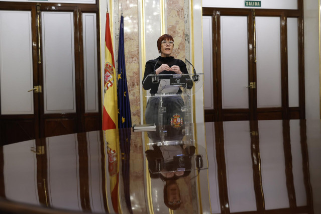 La portavoz de Compromís en el Congreso, Águeda Micó, durante una rueda de prensa