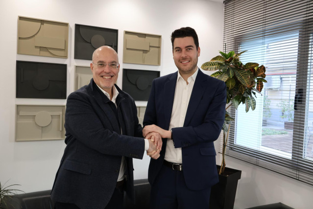 Aedive y IFMA España acuerdan impulsar la movilidad eléctrica entre espacios no residenciales.