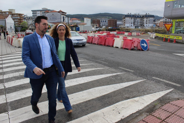 Archivo - Incera y Quiñones en la visita a unas obras