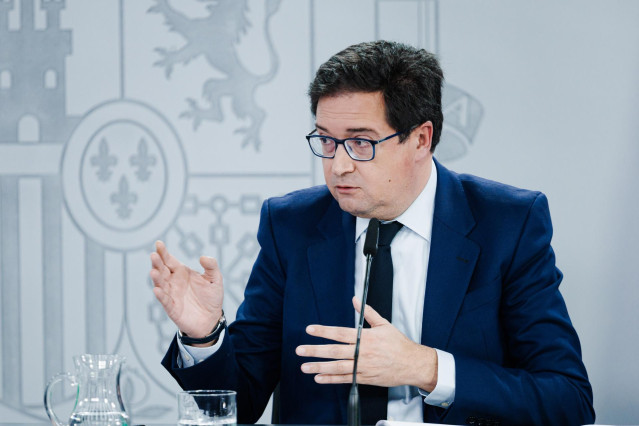 El ministro de Transformación Digital y Función Pública, Óscar López, durante una rueda de prensa