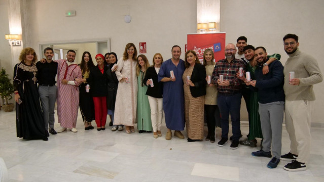 Celebración de una ruptura de ayuno del Ramadán del PSOE de Melilla con sus militantes.