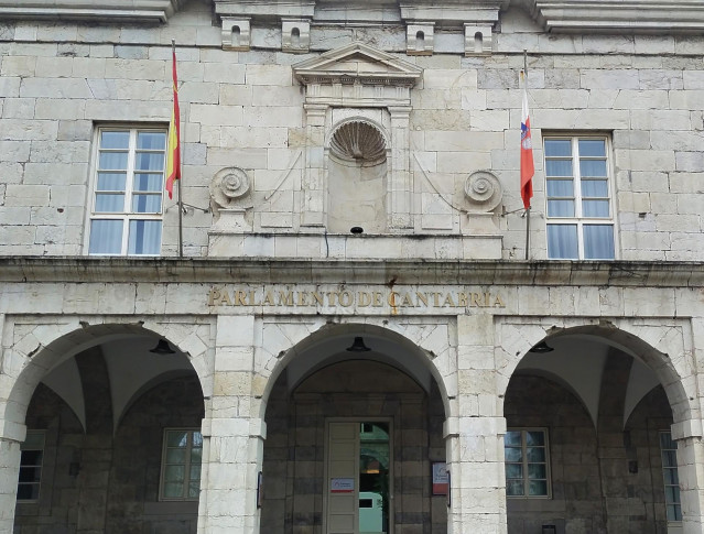 Archivo - Parlamento de Cantabria.- Archivo