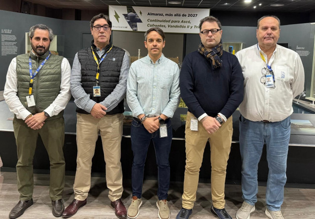 La Federación Española de Licencias de Operación de Centrales Nucleares es recibida por la dirección de la Central de Almaraz