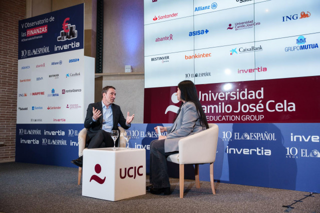 El director de Banca de Empresas, Red y Banca Privada de Banco Sabadell, Carlos Ventura, interviene durante el V Observatorio de las Finanzas organizado por El Español e Invertia, a 18 de marzo de 2025, en Madrid (España).