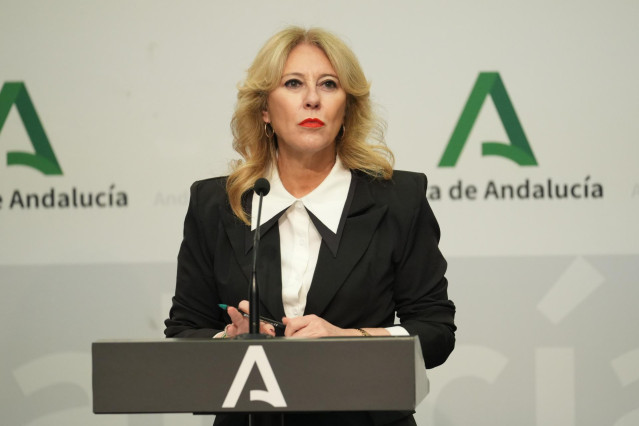 La consejera de Economía, y portavoz del Gobierno, Carolina España, este miércoles en la rueda de prensa del Consejo de Gobierno.