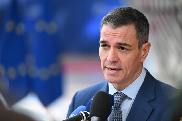 El presidente del Gobierno, Pedro Sánchez, en declaraciones a su llegada al Consejo Europeo en Bruselas.