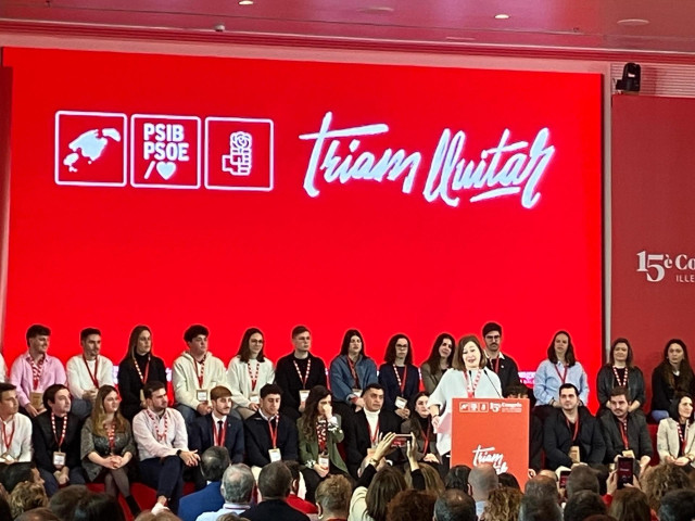 La secretaria general del PSIB-PSOE, Francina Armengol, interviene en la inauguración del XV Conrgeso de los Socialistas de Baleares