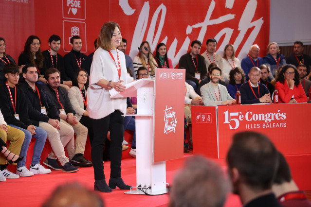 La secretaria general del PSIB-PSOE, Francina Armengol, interviene durante el XV Congreso de los Socialistas de Baleares