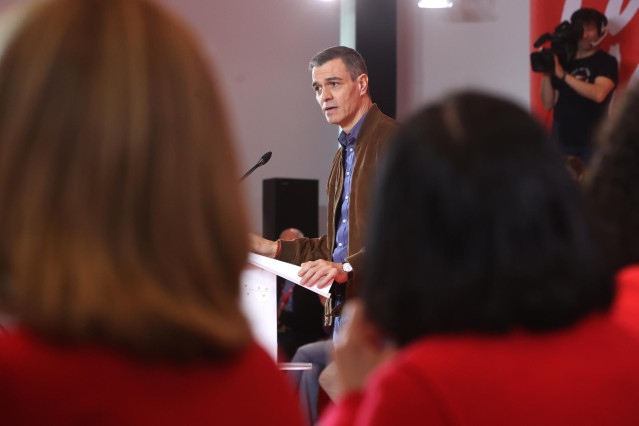 El secretario general del PSOE y presidente del Gobierno, Pedro Sánchez, interviene durante el XV Congreso del PSIB-PSOE, en el Hotel Hipotels Convention Centre Playa de Palma, a 22 de marzo de 2025, en Palma de Mallorca, Mallorca, Baleares (España).