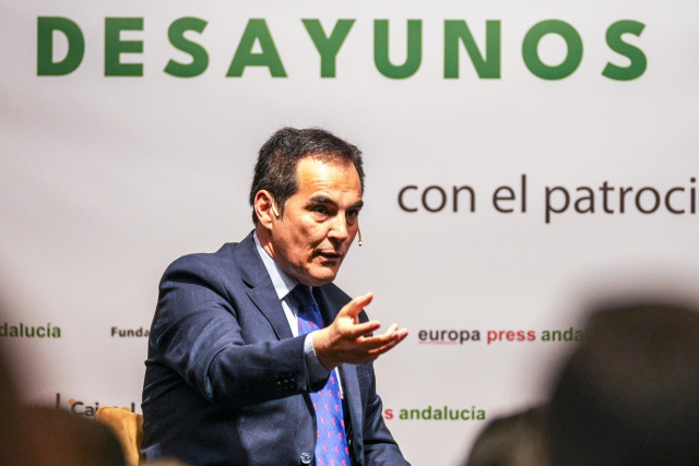 El consejero de Justicia, Administración Local y Función Pública de la Junta de Andalucía, José Antonio Nieto, durante los desayunos informativos de Europa Press Andalucía en la Fundación Cajasol, a 24 de marzo de 2025 en Sevilla (Andalucía, España). El c