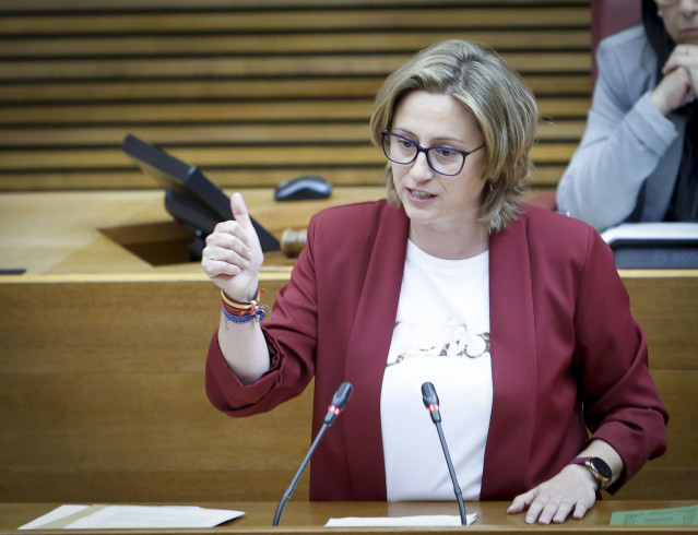 Archivo - La portavoz adjunta del Grupo Parlamentario Popular en Les Corts Laura Chulià