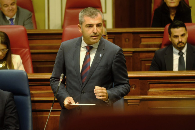 Archivo - Manuel Domínguez, vicepresidente y consejero de Economía del Gobierno de Canarias