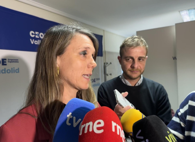 Archivo - La presidenta de la CEOE Valladolid, Ángela de Miguel