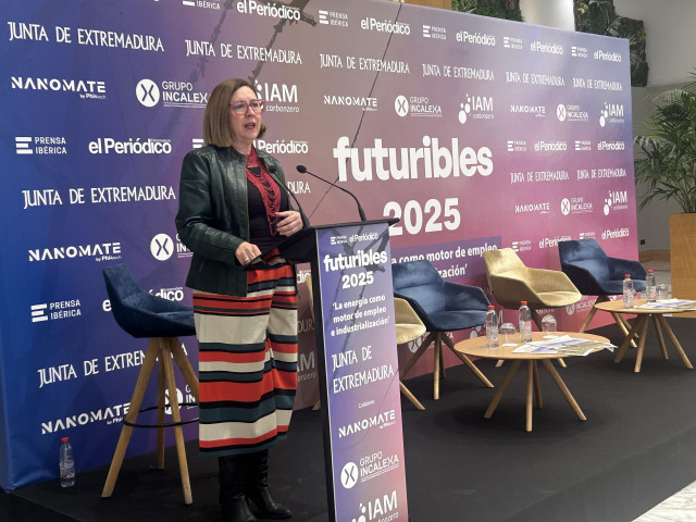 La consejera de Agricultura, Ganadería y Desarrollo Sostenible, Mercedes Morán, interviene en la jornada 'Futiribles' en Cáceres