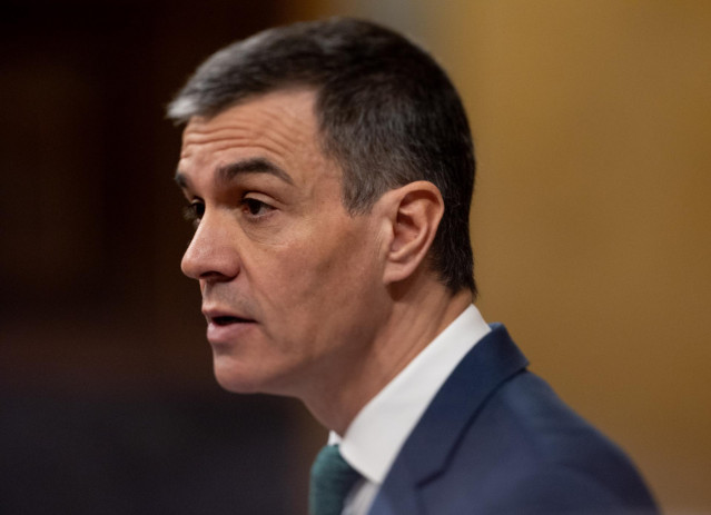 El presidente del Gobierno, Pedro Sánchez, interviene durante una sesión plenaria en el Congreso de los Diputados, a 26 de marzo de 2025, en Madrid (España).