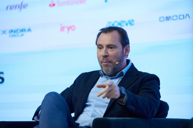 El ministro de Transportes y Movilidad Sostenible, Óscar Puente, durante la primera jornada de la V edición del foro ‘Fondos Europeos’ de elDiario.es