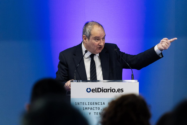 Archivo - El ministro de Industria y Turismo, Jordi Hereu.