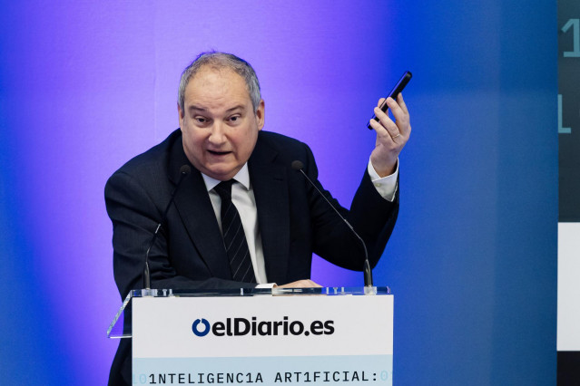Archivo - El ministro de Industria y Turismo, Jordi Hereu.