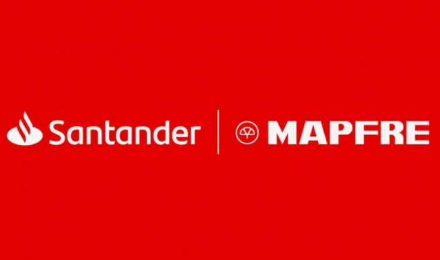 Archivo - Logos de Santander y Mapfre.