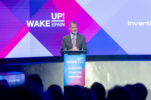 Archivo - El Rey Felipe VI interviene durante la inauguración del Foro Económico Español ‘Wake Up, Spain’, en el Palacio de Linares, a 15 de abril de 2024, en Madrid (España).