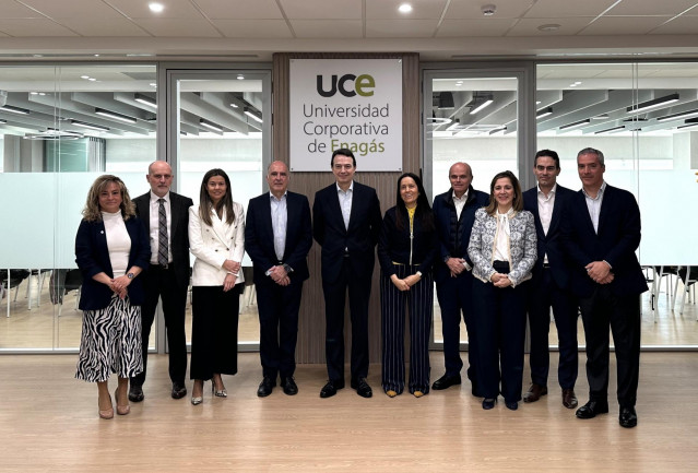 El consejero delegado de Enagás, Arturo Gonzalo, junto con el resto de integrantes del Comité Ejecutivo de la compañía en el acto de inauguración de la Universidad Corporativa de la empresa