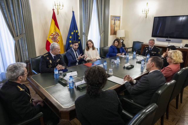 El Ministerio del Interior y el Ayuntamiento de Getafe firman el convenio de la cesión de un inmueble para la nueva sede de Medios Aéreos de la Policía Nacional