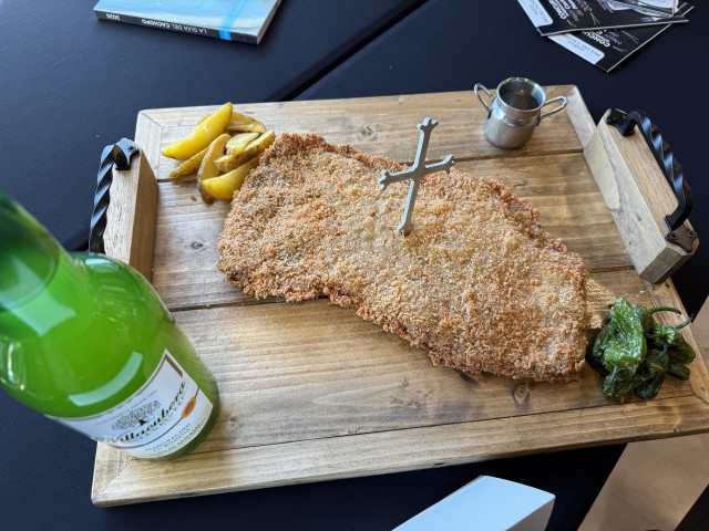 Cachopo del restaurante Arrabal de Madrid