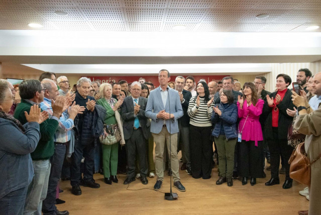 El subdelegado de Gobierno en Almería, José María Martín, tras presentar su precandidatura para liderar el PSOE de Almería.
