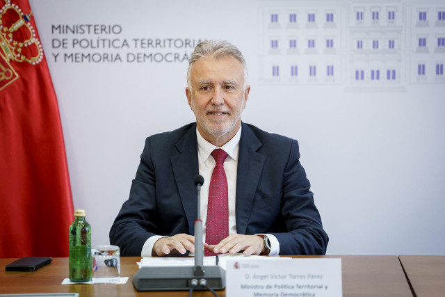 El ministro de Política Territorial y Memoria Democrática, ángel Víctor Torres, a 25 de marzo de 2025, en Madrid (España).