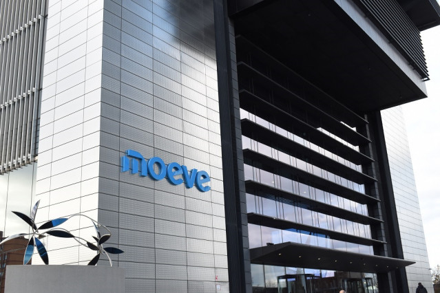 Archivo - Foto del logo de Moeve