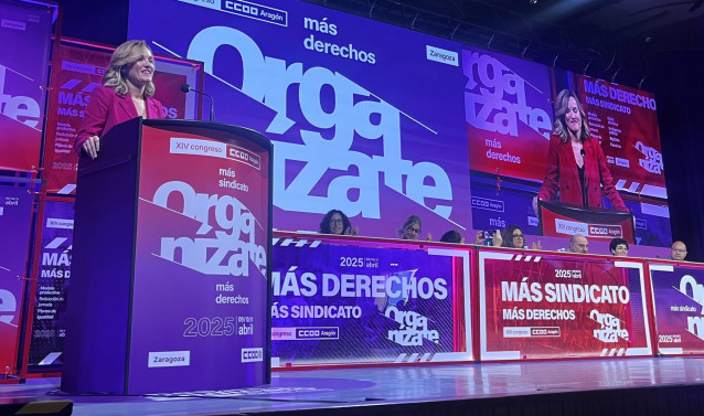La ministra de Educación, FP y Deportes, Pilar Alegría, en el XIV Congreso Regional de CCOO Aragón.