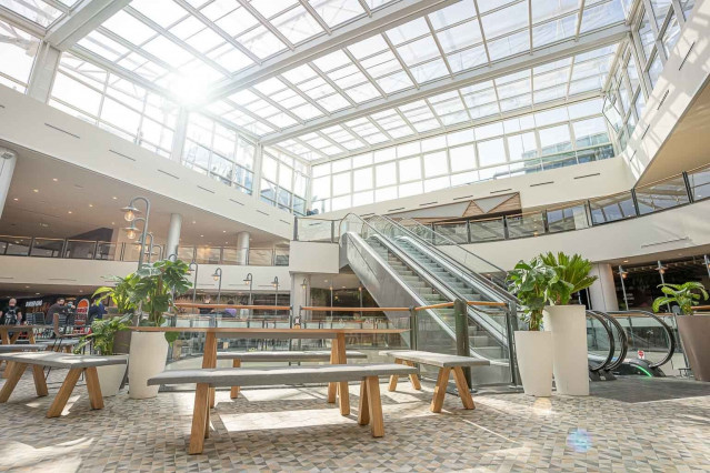 Archivo - Centro comercial La Farga