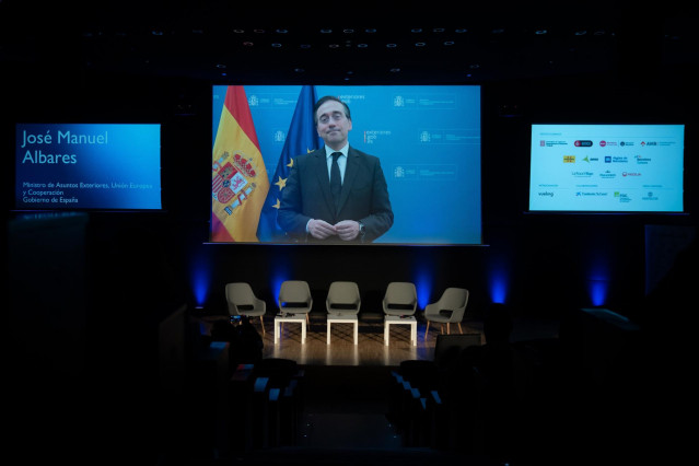El ministro de Asuntos Exteriores, Unión Europea y Cooperación, José Manuel Albares, interviene de manera telemática durante el Tourism & Economy Summit Barcelona 2025, en CosmoCaixa, a 3 de abril de 2025, en Barcelona, Catalunya (España).