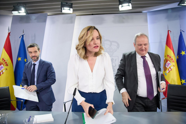El ministro de Industria y Turismo, Jordi Hereu, durante una rueda de prensa posterior a la reunión del Consejo de Ministros, en el Palacio de La Moncloa, a 15 de abril de 2025, en Madrid (España).