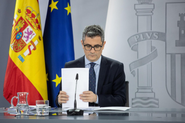 Archivo - El ministro de la Presidencia, Justicia y Relaciones con las Cortes, Félix Bolaños, durante una rueda de prensa tras el Consejo de Ministros, en el Palacio de la Moncloa, a 21 de enero de 2025, en Madrid (España).