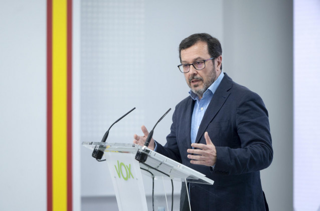 Archivo - El portavoz de Vox, José Antonio Fúster, en una rueda de prensa tras la reunión del Comité de Acción Política del patido
