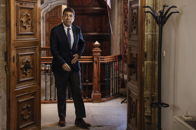 El 'president' de la Generalitat Valenciana, Carlos Mazón, a su llegada a una reunión
