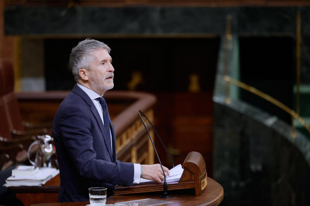 Archivo - El ministro de Interior, Fernando Grande-Marlaska, en el Congreso de los Diputados, a 18 de diciembre de 2024, en Madrid (España).
