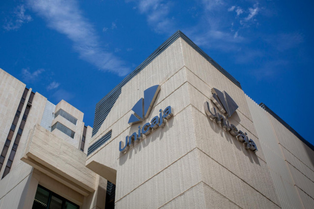 Unigest (Unicaja) alcanza acuerdos con tres firmas internacionales para reforzar sus fondos de inversión multiactivos.