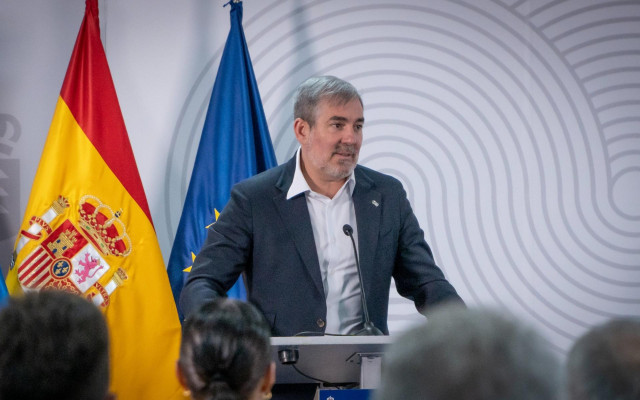 Archivo - El presidente de Canarias, Fernando Clavijo